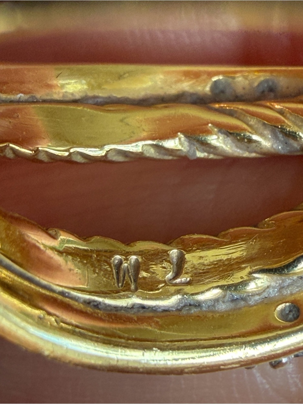 David Yurman 18 karat gold and diamond crossover ring - Picture 5 of 9